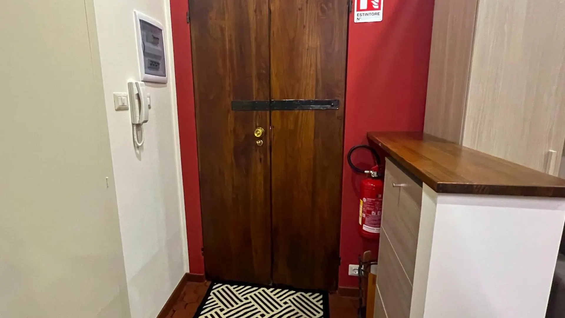 Suite Roberto - Design Ed Eleganza Nel Cuore Di Imola 0*,